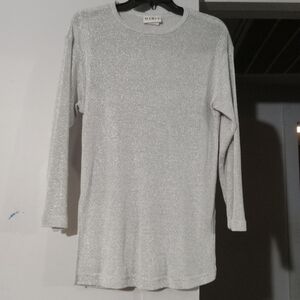 Mixit brand silver long sleeve sparkly ladies top. Size Small